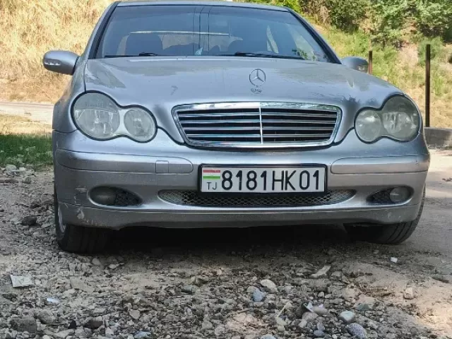 Mercedes-Benz W201, 2010 1, avtobaza.tj