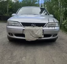 Opel Vectra B, 2000 в Айни 