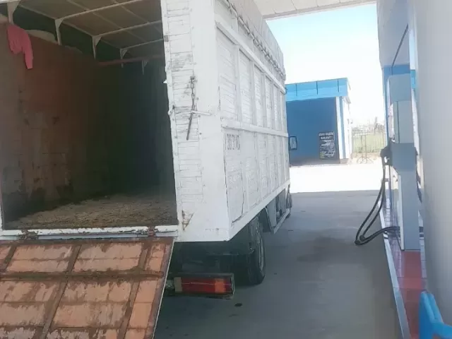 Грузовики Mercedes-Benz 1, avtobaza.tj