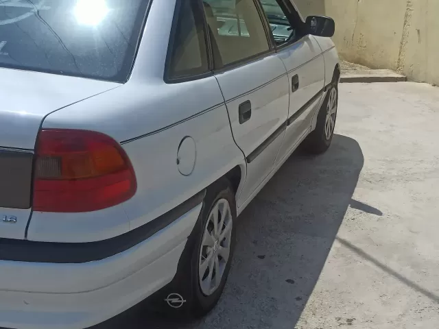 Opel Astra F 1, avtobaza.tj