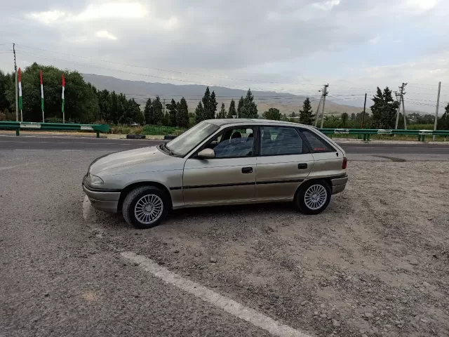 Opel Astra F 1, avtobaza.tj