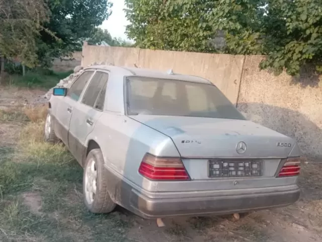 Mercedes-Benz W124, 1996 1, avtobaza.tj