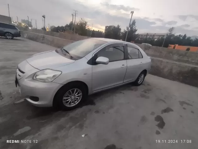 Toyota Belta 1, avtobaza.tj