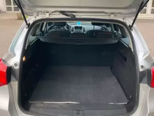 Opel Astra J, 2016 1, avtobaza.tj