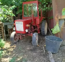 Трактор Т-25 + комбайн + присеп + пулуг, 2000 в Душанбе