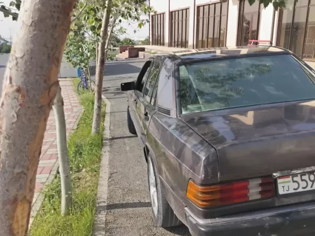 Mercedes-Benz W201, 1991 1, avtobaza.tj