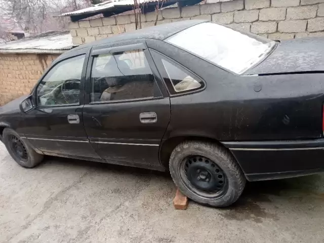 Opel Vectra A, 1992 1, avtobaza.tj