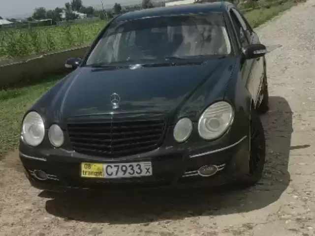 Mercedes-Benz E class, 2004 1, avtobaza.tj