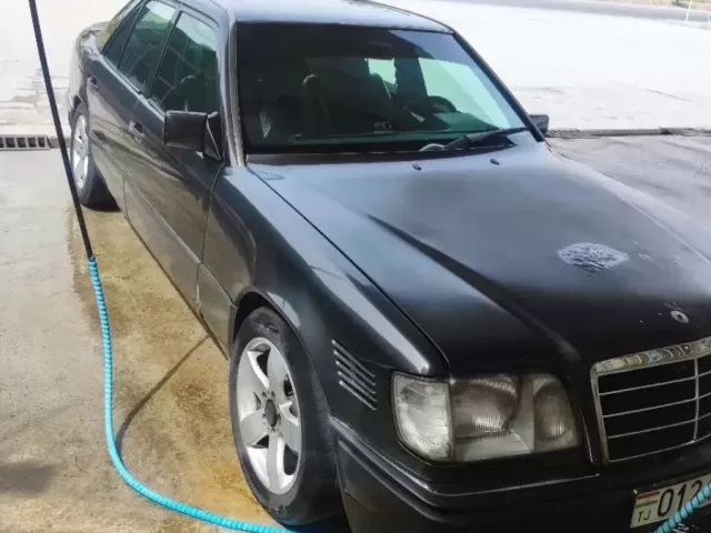 Mercedes-Benz E class, 1995 1, avtobaza.tj