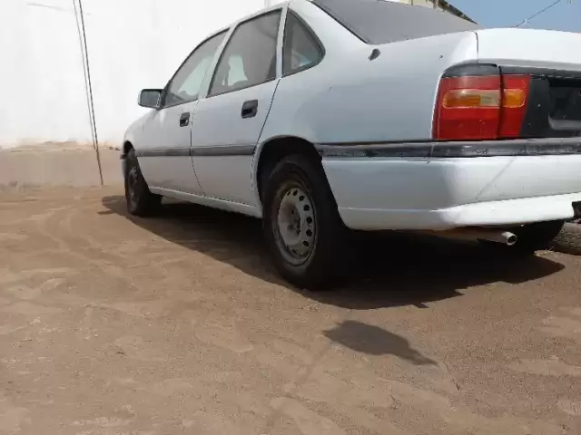 Opel Vectra A, 1992 1, avtobaza.tj