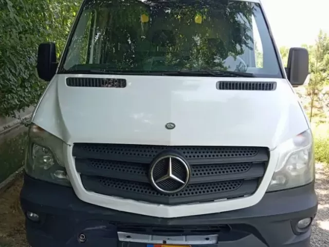 Грузовики Mercedes 1, avtobaza.tj