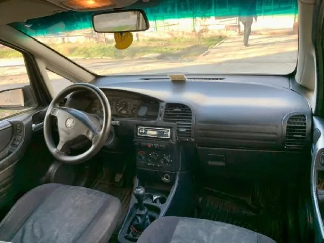 Opel Zafira 1, avtobaza.tj