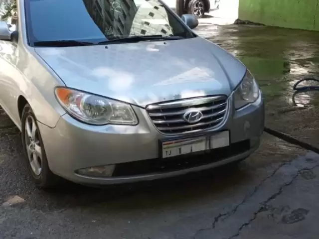 Hyundai Avante, 2010 1, avtobaza.tj