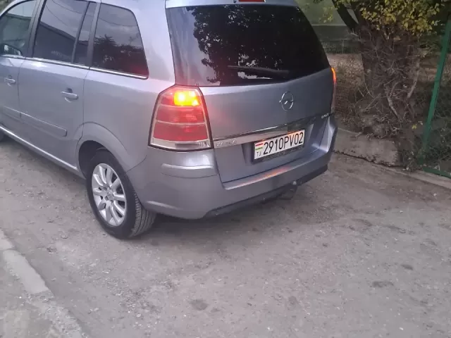 Opel Zafira 1, avtobaza.tj