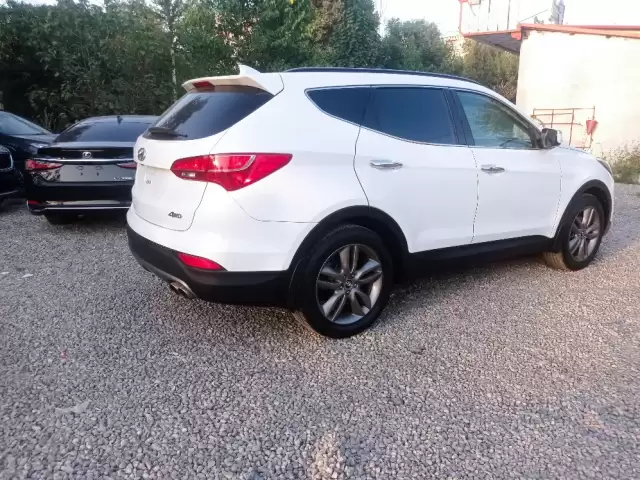 Hyundai Santa Fe, 2014 1, avtobaza.tj