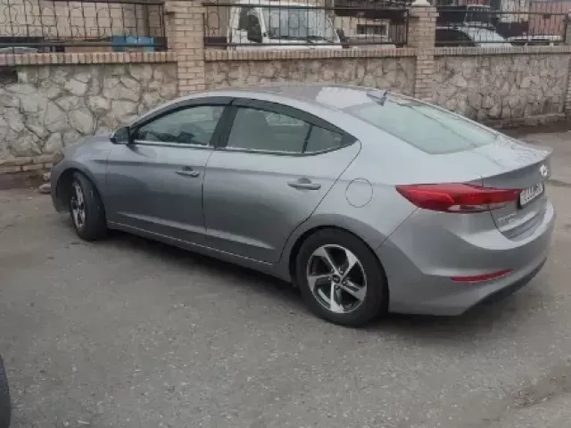 Hyundai Elantra 1, avtobaza.tj