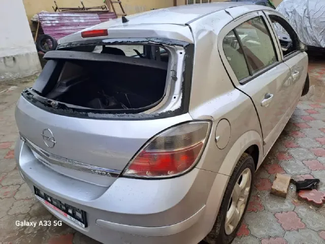 Opel Astra H 1, avtobaza.tj