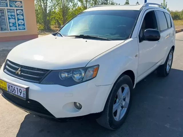 Mitsubishi Outlander 1, avtobaza.tj