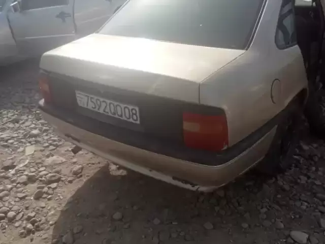 Opel Vectra A, 1989 1, avtobaza.tj