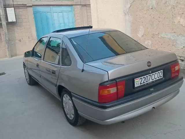 Opel Vectra A, 1994 1, avtobaza.tj