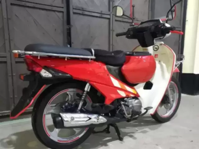 Скутер Даелим 5, 2022 1, avtobaza.tj Скутер Даелим 5, 2022 1, avtobaza.tj