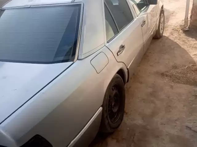 Mercedes-Benz W124, 1991 1, avtobaza.tj