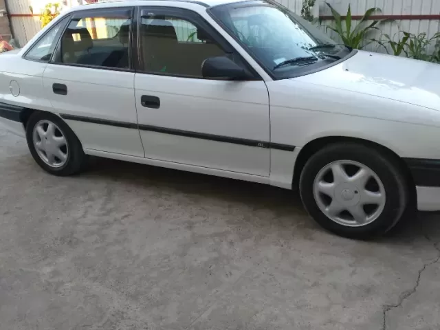 Opel Astra F 1, avtobaza.tj