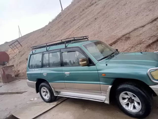 Mitsubishi Pajero 1, avtobaza.tj