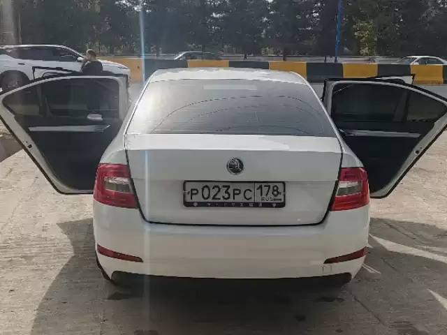 Skoda Octavia, 2013 1, avtobaza.tj