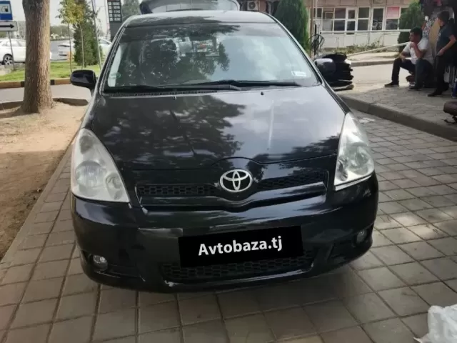 Toyota Corolla Verso 1, avtobaza.tj