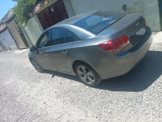 Chevrolet Cruze 1, avtobaza.tj