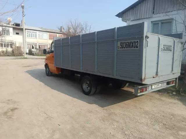 Грузовики Mercedes-Benz, 2000 1, avtobaza.tj