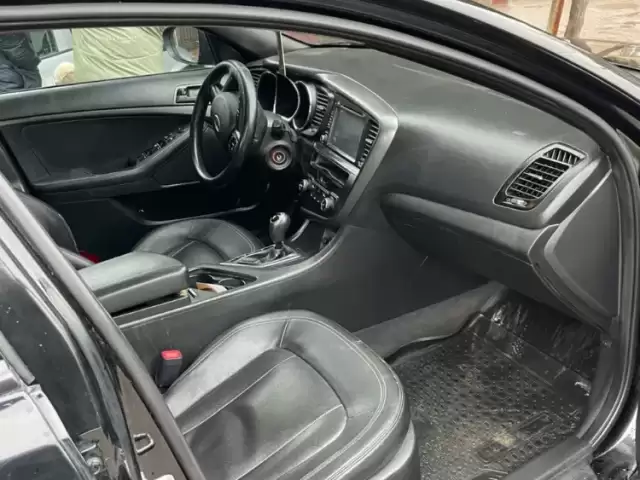 Kia K5, 2011 1, avtobaza.tj Kia K5, 2011 1, avtobaza.tj