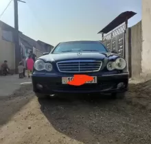 Mercedes-Benz C class, 2004 в Душанбе