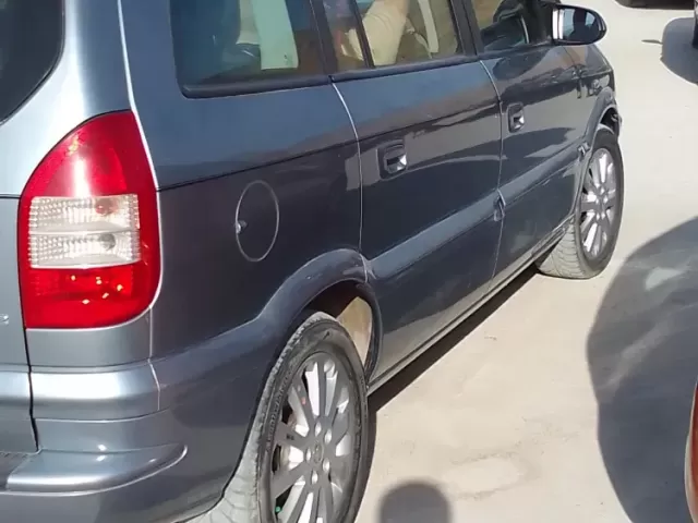 Opel Zafira 1, avtobaza.tj