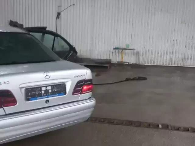 Mercedes-Benz E class, 1996 1, avtobaza.tj Mercedes-Benz E class, 1996 1, avtobaza.tj