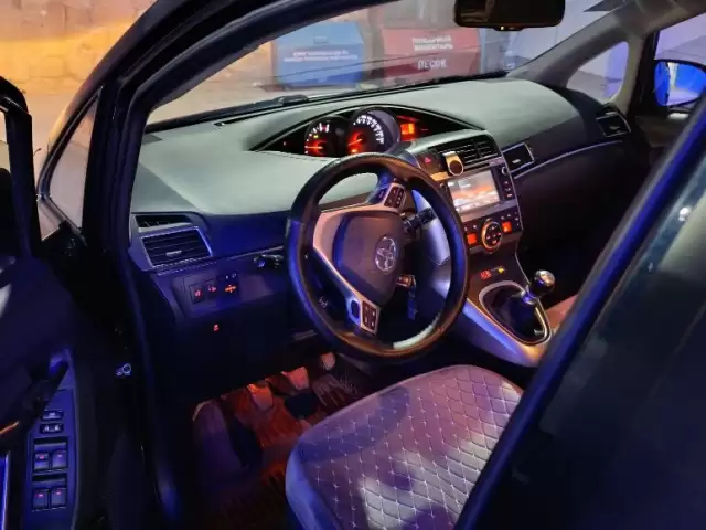 Toyota Verso, 2014 1, avtobaza.tj
