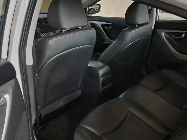 Hyundai Avante, 2014 1, avtobaza.tj