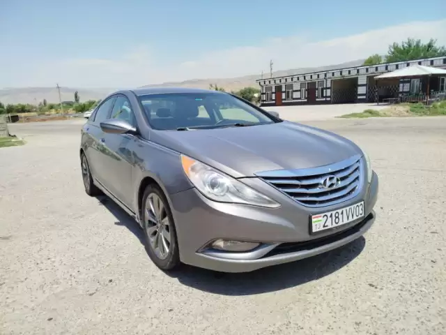 Hyundai Sonata, 2013 1, avtobaza.tj