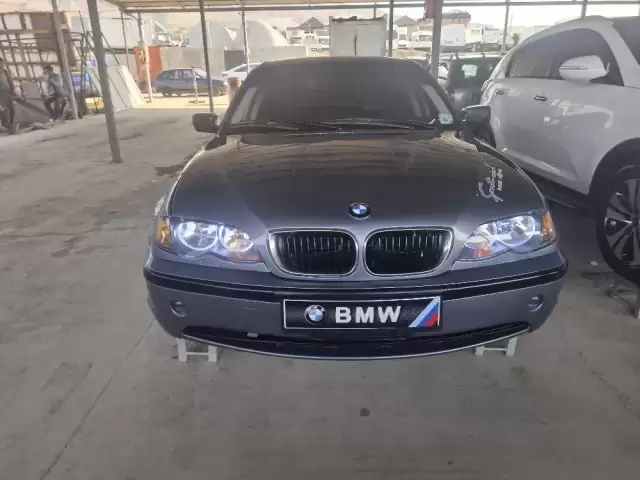 BMW 3 Series 318, 2003 1, avtobaza.tj