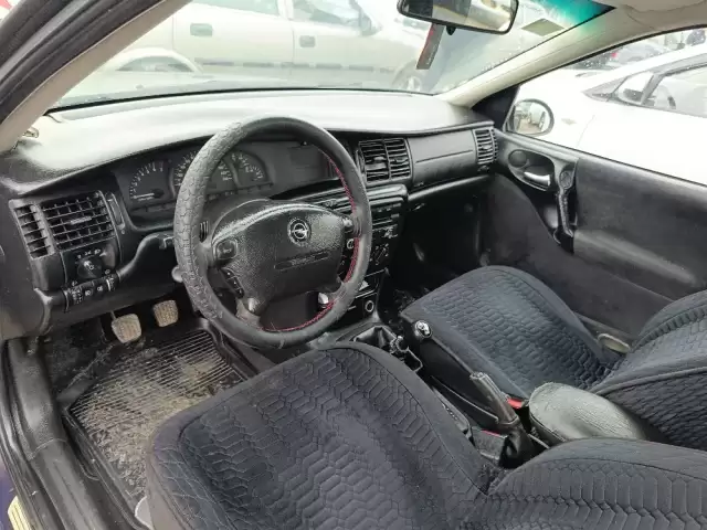 Opel Vectra B, 2000 1, avtobaza.tj Opel Vectra B, 2000 1, avtobaza.tj