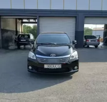 Toyota Mark X ZiO, 2011 в Истаравшан