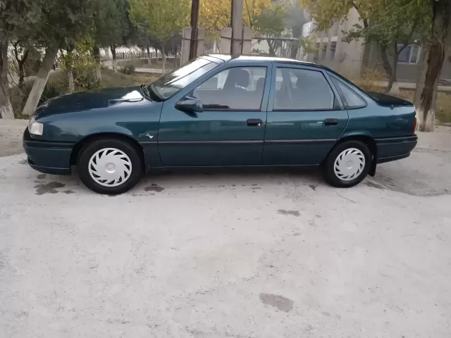 Opel Vectra A 1, avtobaza.tj