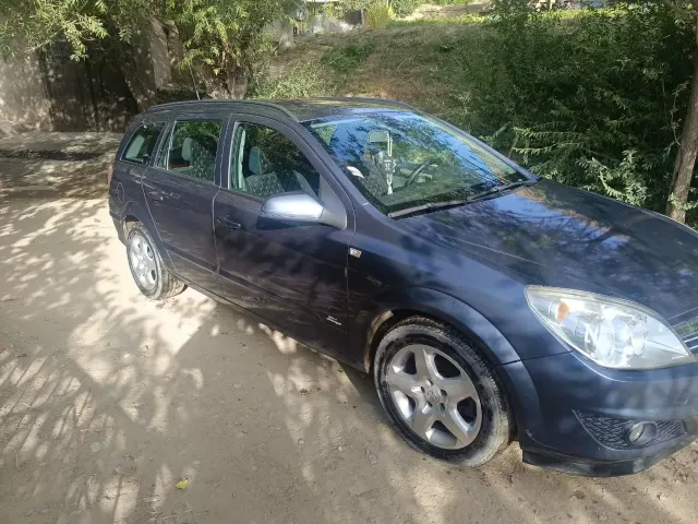 Opel Astra H 1, avtobaza.tj