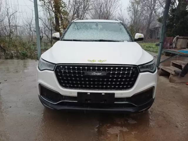 Zotye T700, 2017 1, avtobaza.tj