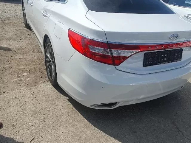 Hyundai Grandeur 1, avtobaza.tj