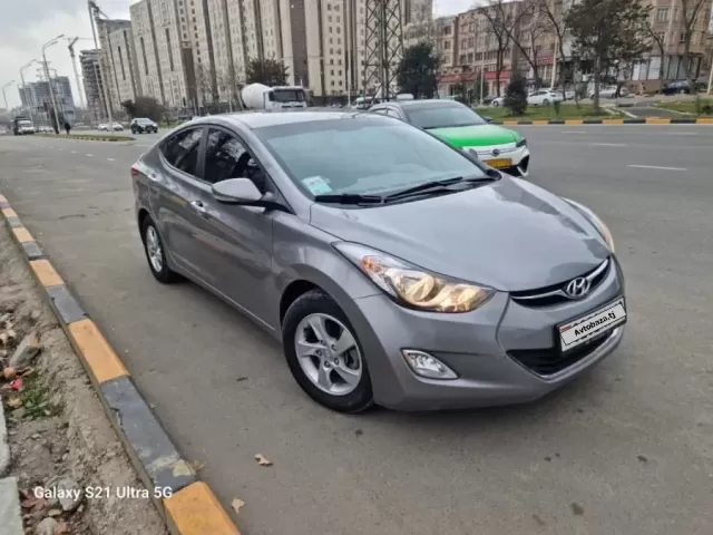 Hyundai Avante, 2013 1, avtobaza.tj