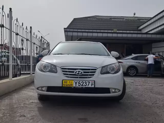 Hyundai Avante, 2010 1, avtobaza.tj