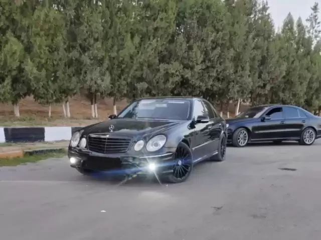 Mercedes-Benz E class, 2008 1, avtobaza.tj