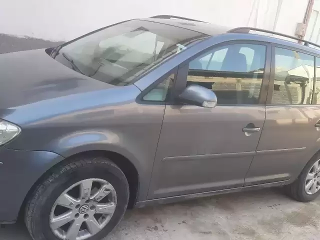 Volkswagen Touran, 2007 1, avtobaza.tj